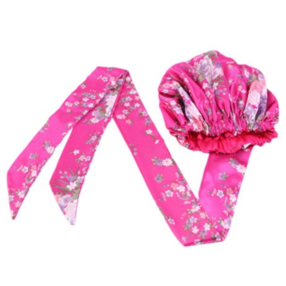 Satin-lined Wrap bonnets - Picture 16 of 16